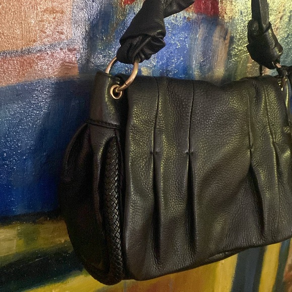 COLE HAAN // ltd ed black buttery leather knot strap magnetic flap shoulder bag - Picture 3 of 13